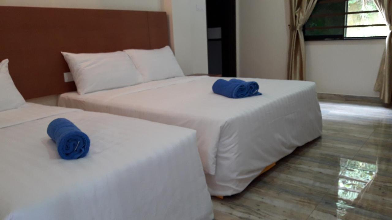 קמרון היילנדס Tulip Hotel & Apartment מראה חיצוני תמונה